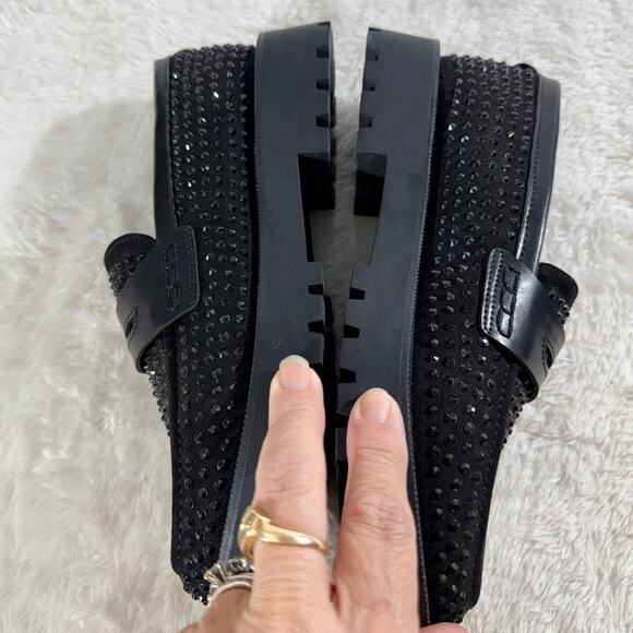 Sam & Libby Studded Black Lug Sole Loafers NWOB Size 6 Chunky Sole - Picture 3 of 6